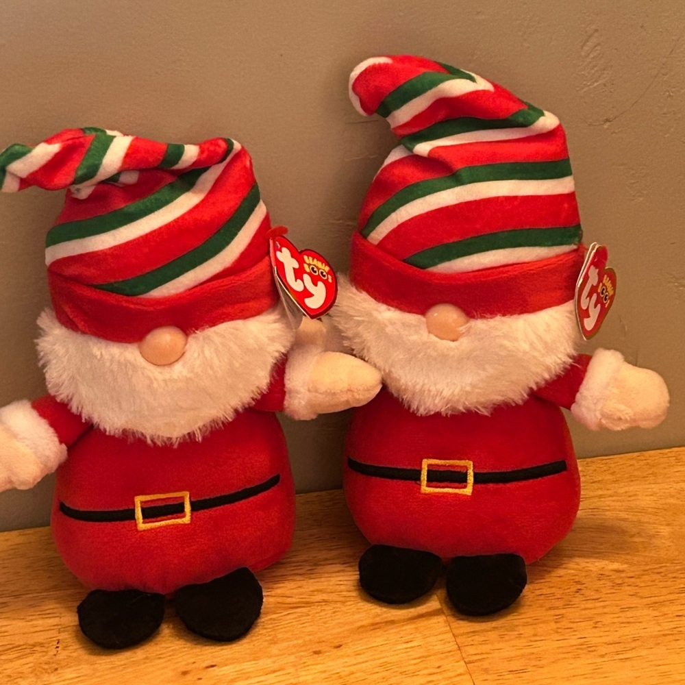 2 TY Beanie Boo Collection 6” Plush “GNEWMAN” Christmas Gnomes